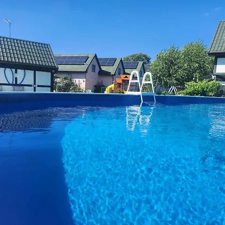 Üdülőpark Osrodek Domkow Letniskowych Sztorm